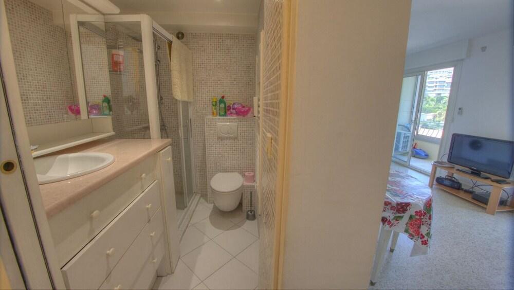 Studio 3 Etoiles Vue Mer 150M Plages Parking Clim Wifi Cannes Exterior photo